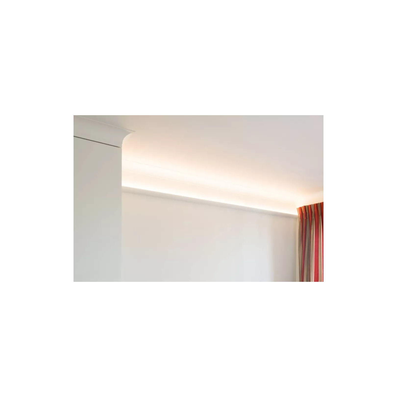 Corniche ORAC C362 pour eclairage indirect