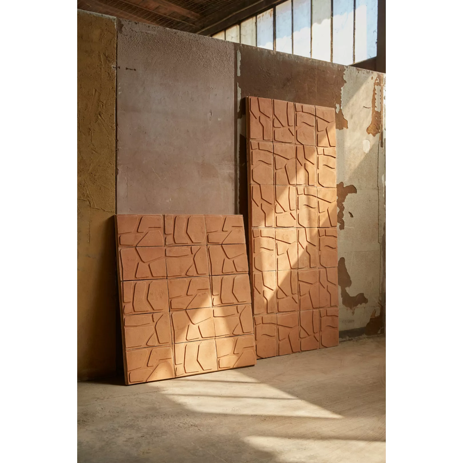 Carrelage mural terre cuite naturelle FORNACE BRIONI - CRETTO "Gonzaga" par Cristina CELESTINO