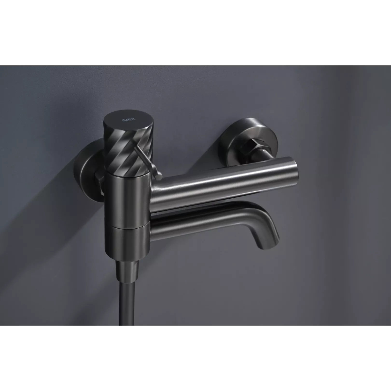 Colonne de bain/douche mural encastré TWIST mitigeur